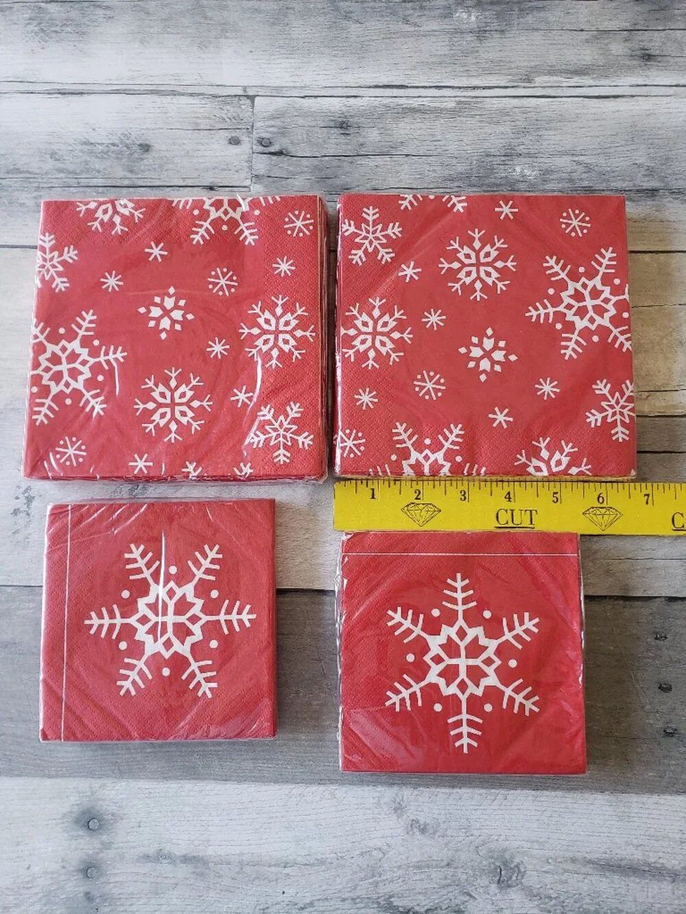 NWT - Snowflake Paper Napkins 2 sets ea. beverage and luncheon napkins (80)
